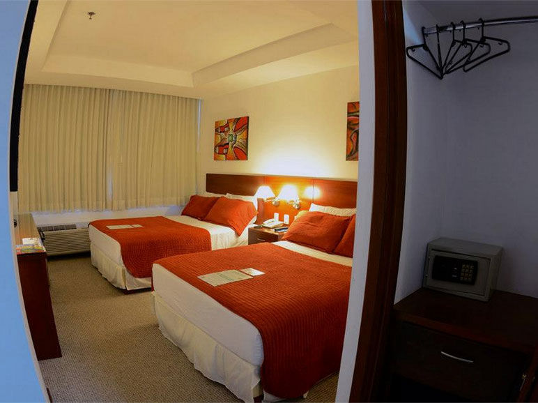 HOTEL HM, GUAYAQUIL